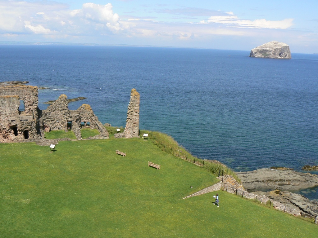 Tantallon castle is on the Firth of Forth overlooking Bass rock