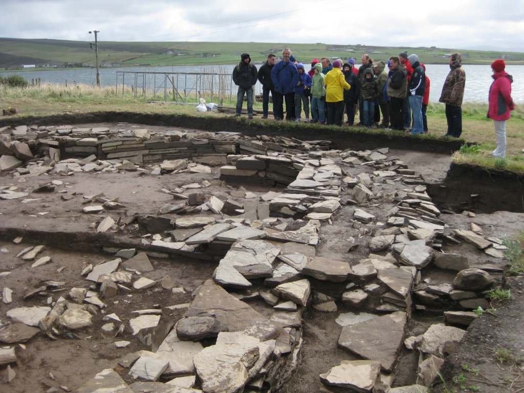 A cold and windy afternon for the tour of the dig