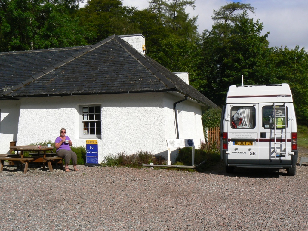 A nice cuppa by the Clan Cameron museum