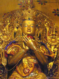 Drepung buddha.JPG (207035 bytes)